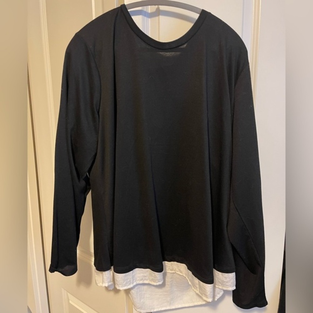 Bobeau Long Sleeve Top with Ivory Bow Detail